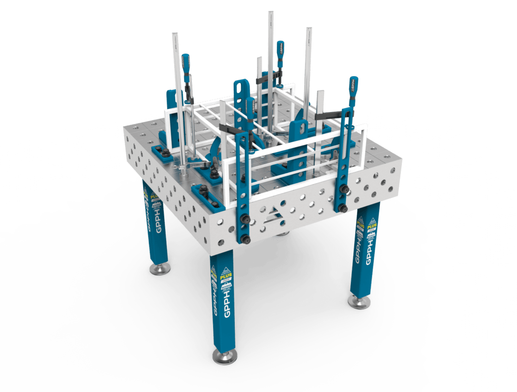 Tradycyjny stół spawalniczy PLUS INOX z narzędziami i konstrukcją spawalniczą