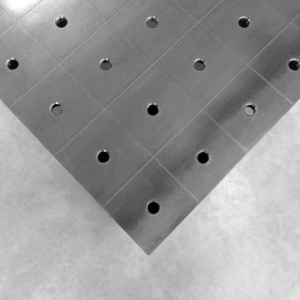 Stół Spawalniczy PLUS Siatka - 100x100mm, System - Φ16, Rozmiar - 1500x1480mm