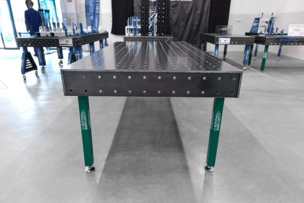 Stół spawalniczy SMART Siatka - 100x100mm, System - Φ16, Rozmiar - 2400x1200mm,  Blat - 12mm