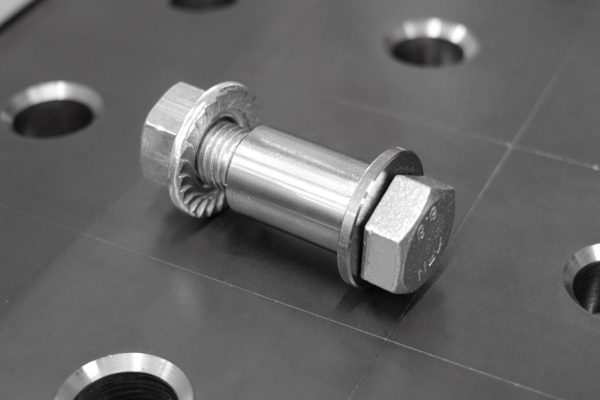 Pin do montażu fi 28mm seria EXPERT