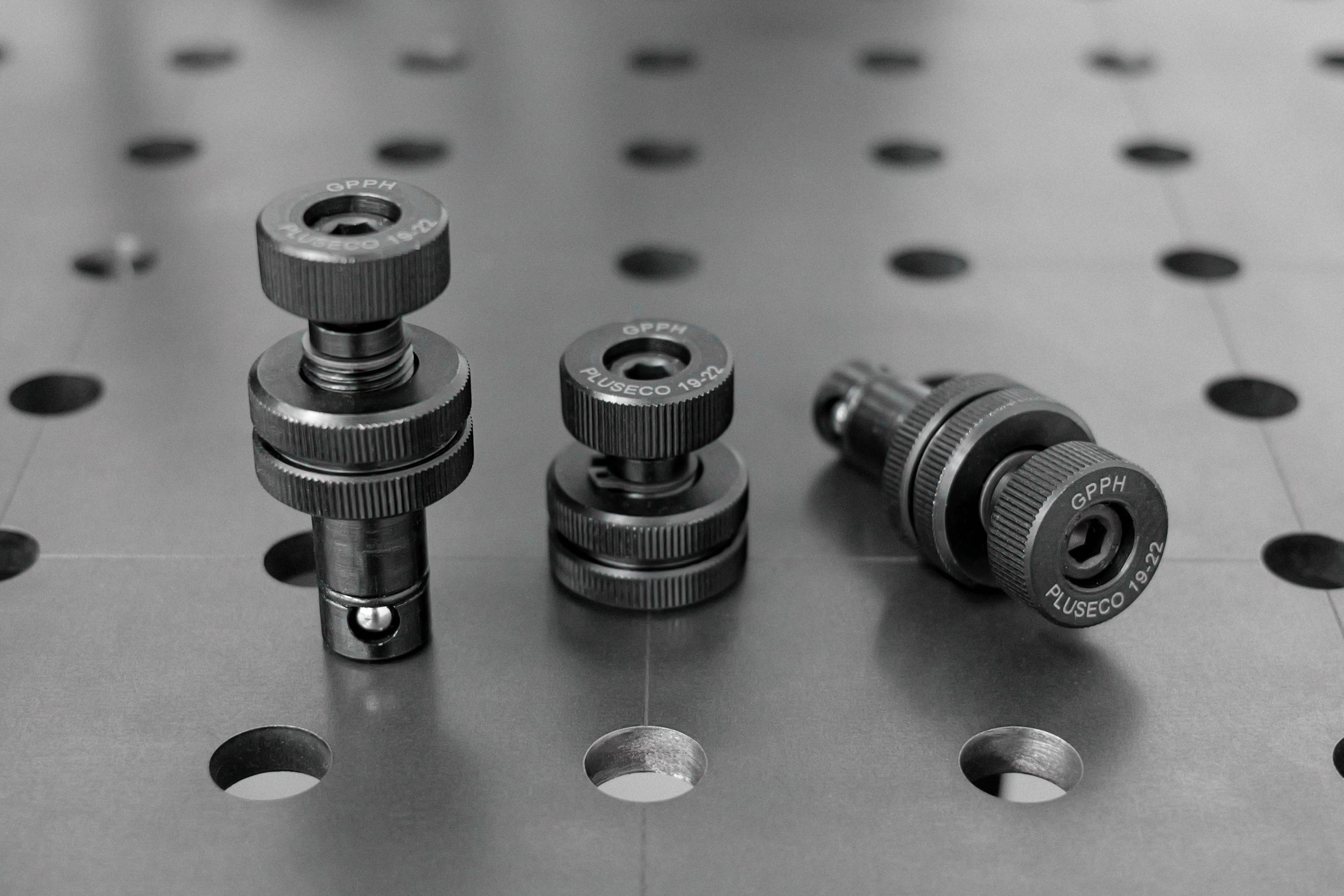 Tijă de fixare reglabilă ECOPLUS sistem 16