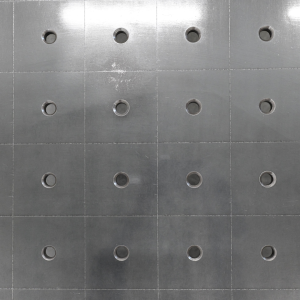 Stół Spawalniczy PLUS 1500x1480 mm – System otworów φ16, siatka 100x100 mm